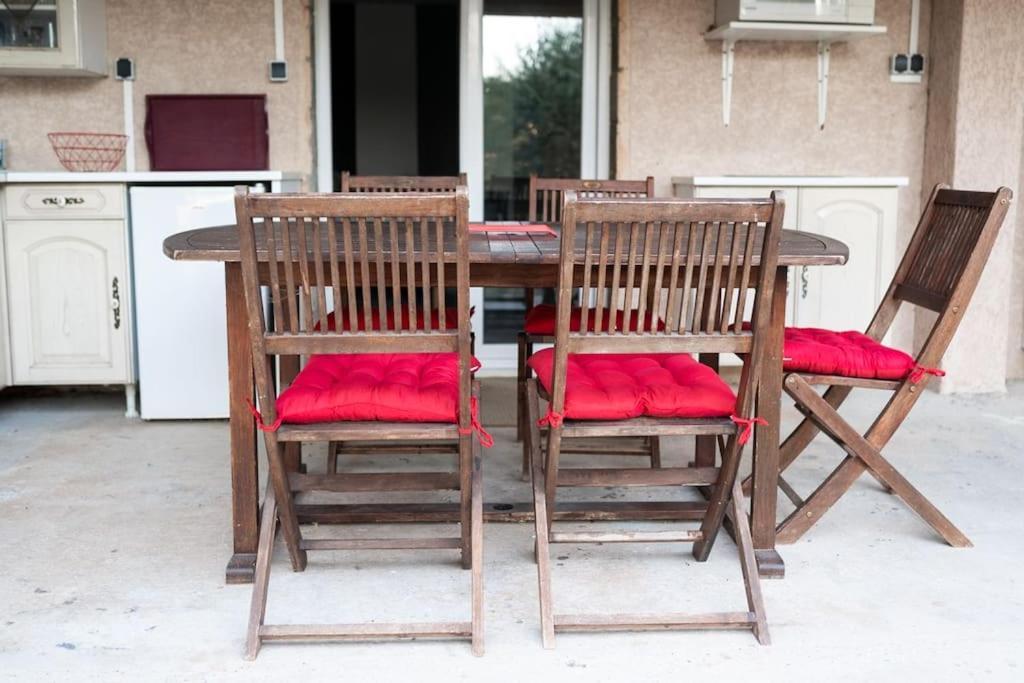 Appartement Le Jutini Caunes-Minervois Extérieur photo
