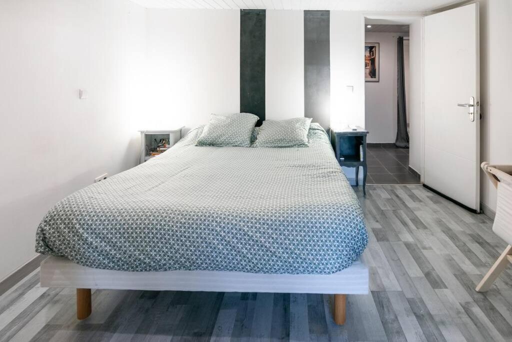 Appartement Le Jutini Caunes-Minervois Extérieur photo